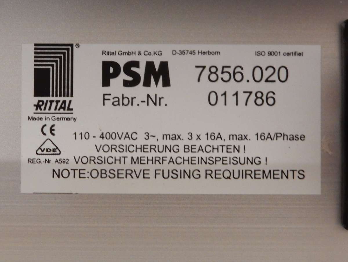 STROMSCHIENE RITTAL PSM 7856.020 Fabr.-Nr. 012681 Modul-Steckplätze: 7 EUR 79,99 - DE