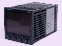 Eurotherm 2404 Atmosphärenregler Prozessregler Eurotherm 2404 Atmosphärenregler Prozessregler