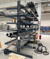 Kragarmregal Celsa EMC Höhe 3.030 mm Länge 2.725 mm doppelseitiges Langgutregal Kragarmregal Celsa EMC Höhe 3.030 mm Länge 2.725 mm doppelseitiges Langgutregal