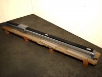 Festo pneumatischer Linearantrieb DGPL-63-1800-PPV-A-B-KF-GK-SH Wälzführung Festo pneumatischer Linearantrieb DGPL-63-1800-PPV-A-B-KF-GK-SH Wälzführung