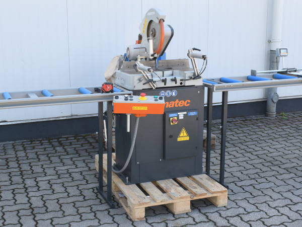 Elumatec Gehrungssäge MGS 73 Sägeautomat inkl. Absaugung und Rollenbahn