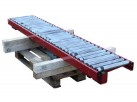 Rollenbahn angetrieben Förderlänge 2.490 mm Förderbreite 440 mm Förderstrecke Rollenbahn angetrieben Förderlänge 2.490 mm Förderbreite 440 mm Förderstrecke