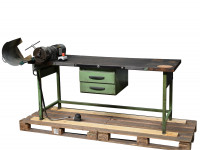 Werkbank 2000 x 700 x 845 mm (BxTxH) Werktisch + SEW-Eurodrive Elektromotor Werkbank 2000 x 700 x 845 mm (BxTxH) Werktisch + SEW-Eurodrive Elektromotor