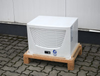 Rittal SK 3383500 Dachaufbau-Kühlgerät TopTherm Schaltschrankkühler 0,50 - 4,00 kW Rittal SK 3383500 Dachaufbau-Kühlgerät TopTherm Schaltschrankkühler 0,50 - 4,00 kW