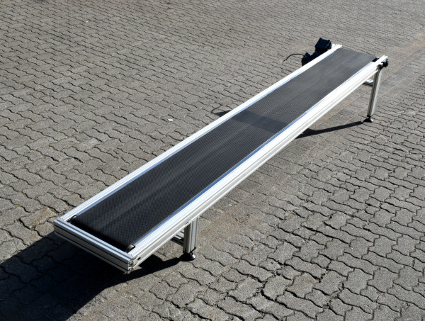 Gurtfoerderer Laenge 3.540 mm Foerderstrecke Gurtfoerderband Foerderband 