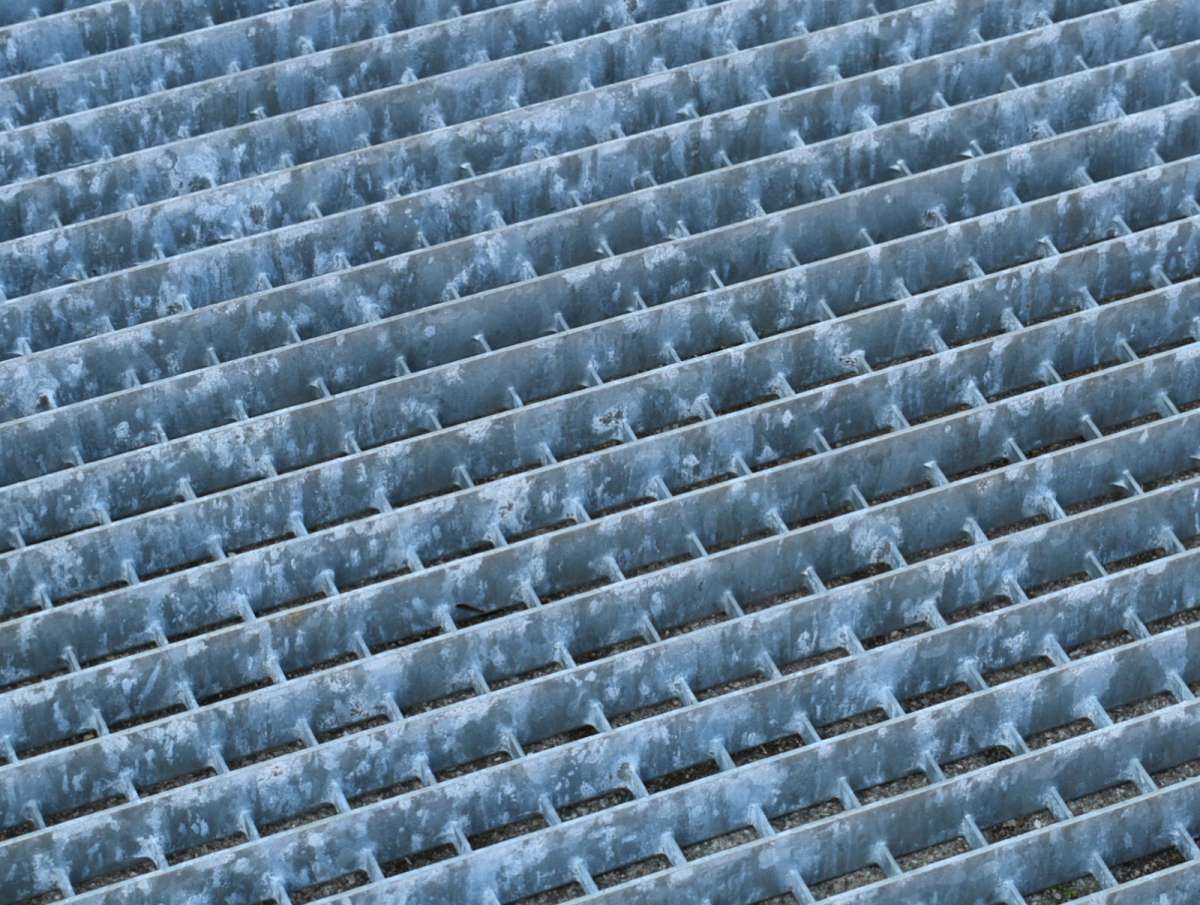 32x Stahlgitter verzinkt 1025 x 900 x 30 mm (BxTxH) Gitterrost  Industrie-Rost