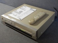 JVC HR-DVS1EU miniDV-Recorder S-VHS Doppel Videorecorder Videobearbeitungsgerät JVC HR-DVS1EU miniDV-Recorder S-VHS Doppel Videorecorder Videobearbeitungsgerät