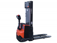 Deichselstapler BT SWE120 Elektro-Stapler Hub 2.900 mm Hochhubwagen 1.200 kg Deichselstapler BT SWE120 Elektro-Stapler Hub 2.900 mm Hochhubwagen 1.200 kg