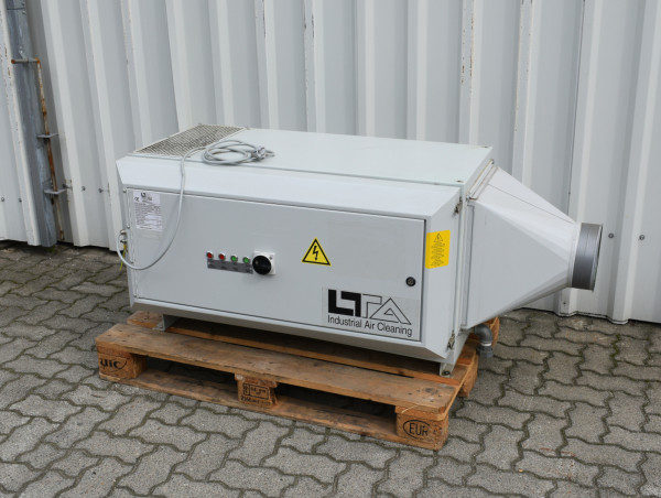 LTA AC 3002 R Oelnebelfilter elektrostatischer Luftfilter Industieluftfilter Absaugung