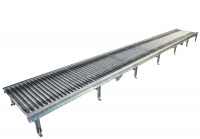 Palettenrollenbahn Länge 11.760 mm Förderbreite 1.320 mm Schwerlast-Rollenbahn Palettenrollenbahn Länge 11.760 mm Förderbreite 1.320 mm Schwerlast-Rollenbahn