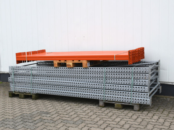 Jungheinrich Typ S Palettenregal Hoehe 3300 mm Laenge 14100 mm Hochregal Schwerlastregal