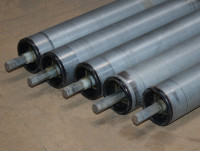 Vorschau: 5x Interroll Tragrollen RL 572 mm für Rollenbahn Ø 50 mm Förderbandrolle verzinkt Vorschau: 5x Interroll Tragrollen RL 572 mm für Rollenbahn Ø 50 mm Förderbandrolle verzinkt