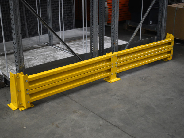 Rammschutzplanke Anfahrschutz Rammschutzbarriere Breite 2740 mm Rammschutzelement